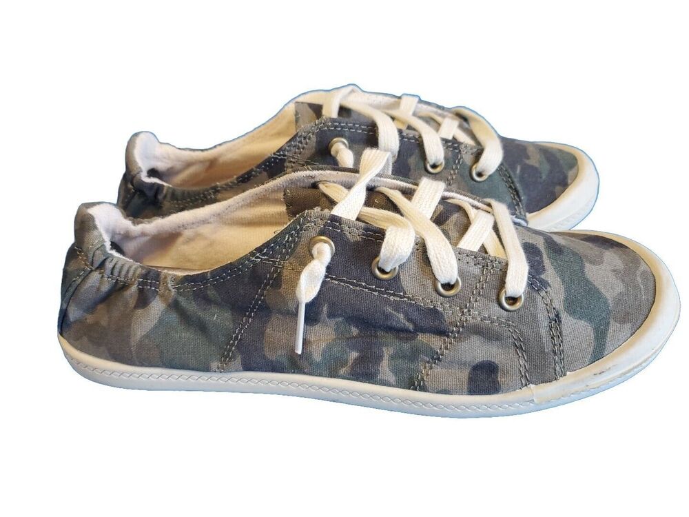 Womens Sz 8.5 Flats Camouflage Lace Lightweight Sneaker Shoe Green Time & Tru...